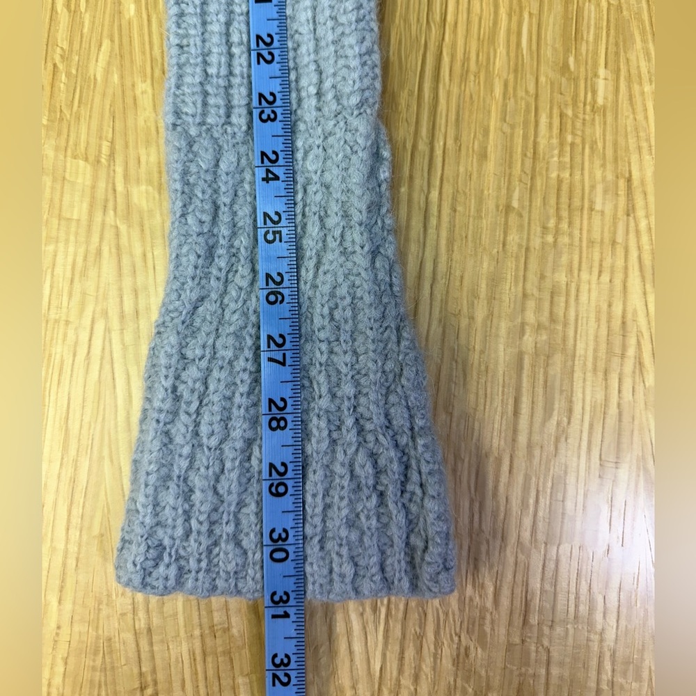 Frame, Alpaca Blend Cuffed Raglan Sweater In Powder Blue, Size Small - Picture 9 of 9
